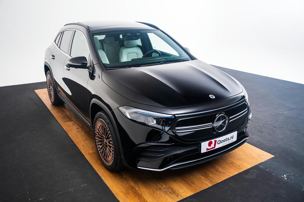 EXTR_CAR-17188-CCF3FD3F-E21B-4514-8072251D8022C711