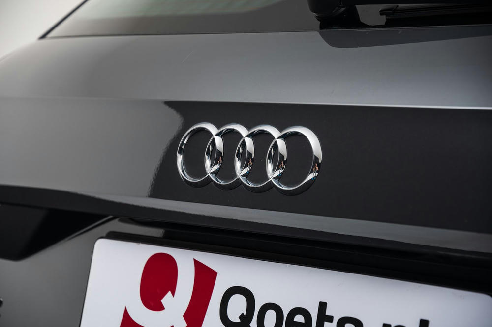 EXTR_CAR-18339-C45B28C2-229B-4333-917E45E882E129B1