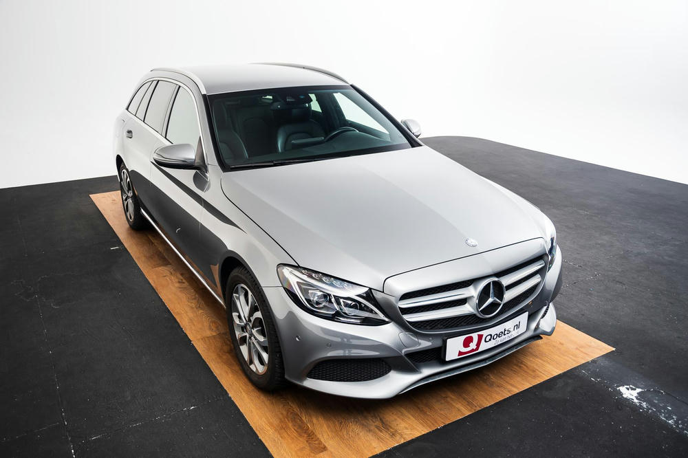 EXTR_CAR-18466-8DD77AD8-5355-4CC8-A0FA885C6D2B7C92