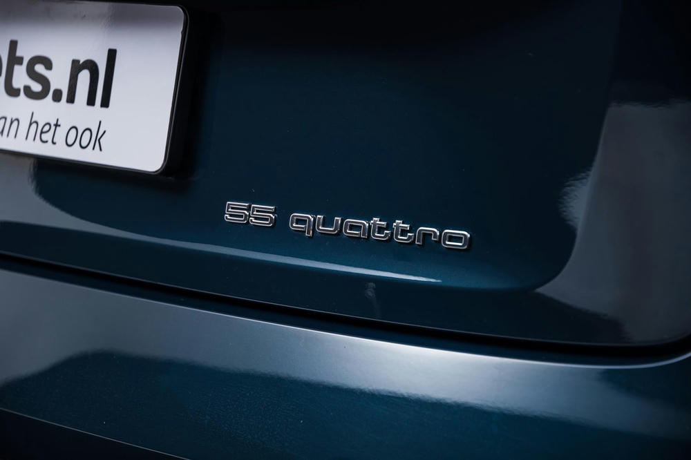 EXTR_CAR-18865-7C36F54C-1163-4BEB-BFC7034B4822D698