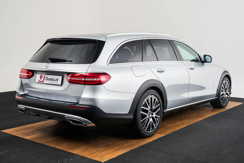 EXTR_CAR-18940-4CF0EC43-86E0-48EC-A3721015BBE914A3