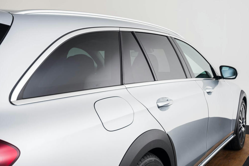 EXTR_CAR-18940-BEB6ED75-88F9-411B-889A8F77F0B4D61C