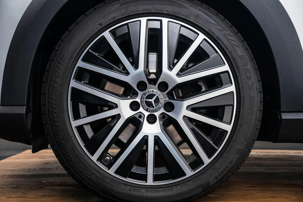 EXTR_CAR-18940-E49E84BC-951B-42BE-8F08C446D43C9E14