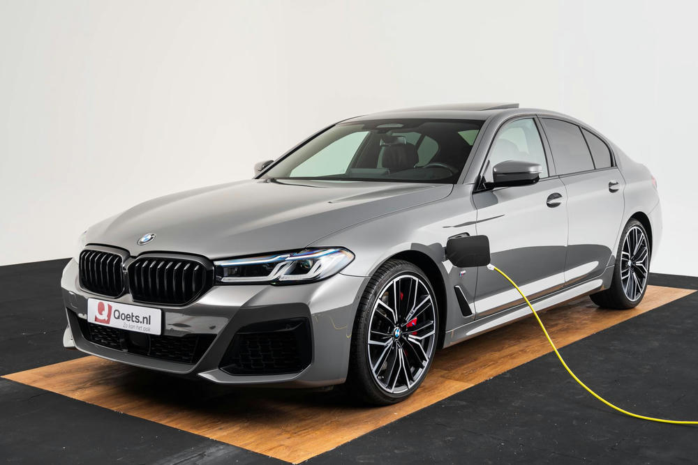 EXTR_CAR-20801-8A3D86DA-0E72-4924-9D1C65F2664FAE44