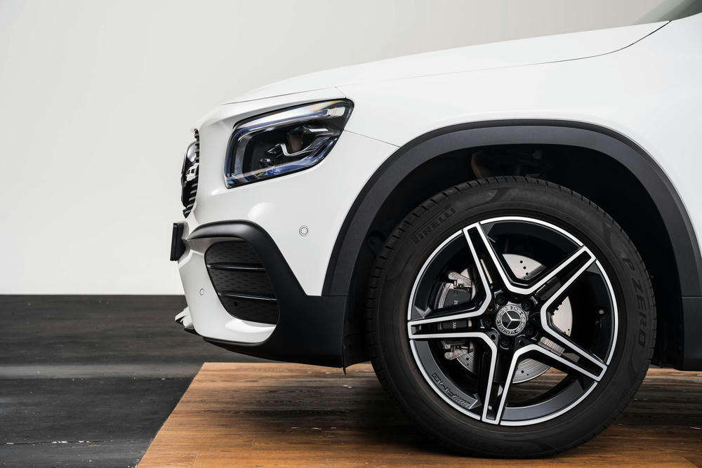 EXTR_CAR-22195-350CEEEE-A22C-4EF2-A0210C036BCE90B3