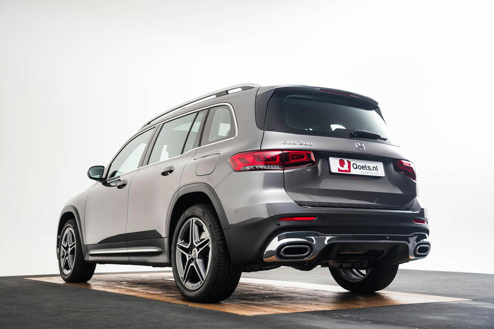 EXTR_CAR-22696-5A1A0C1A-8021-4558-982506931E77A4F3