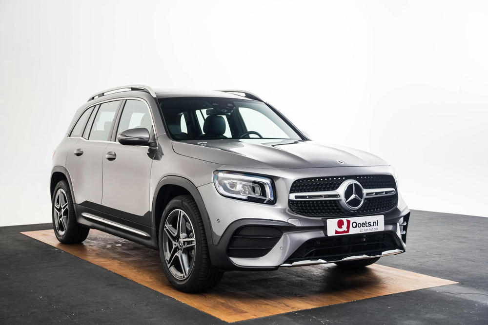 EXTR_CAR-22696-8CD3FBDA-5B51-41A7-8EECECC1129DDC02