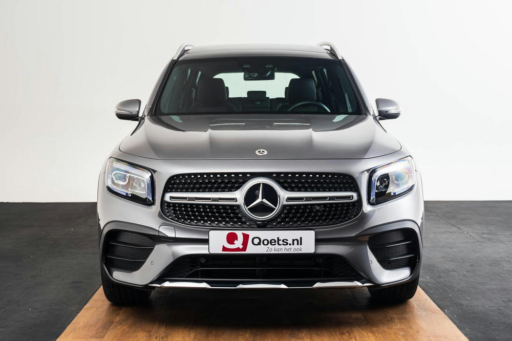 EXTR_CAR-22696-EE5ED59D-85FC-4AAF-A6FE5ABF261CD07D