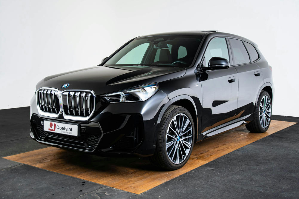 Header foto velgen X1