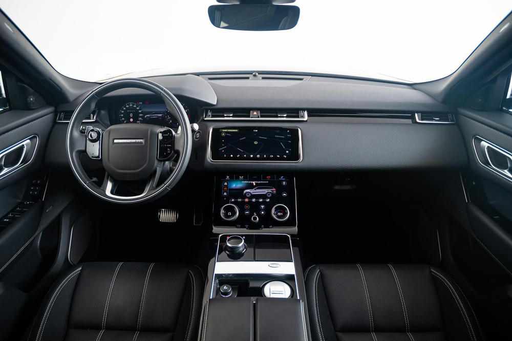 INTR_CAR-10125-7C11FB9B-BFE9-42DF-9FD77A6298D7A634