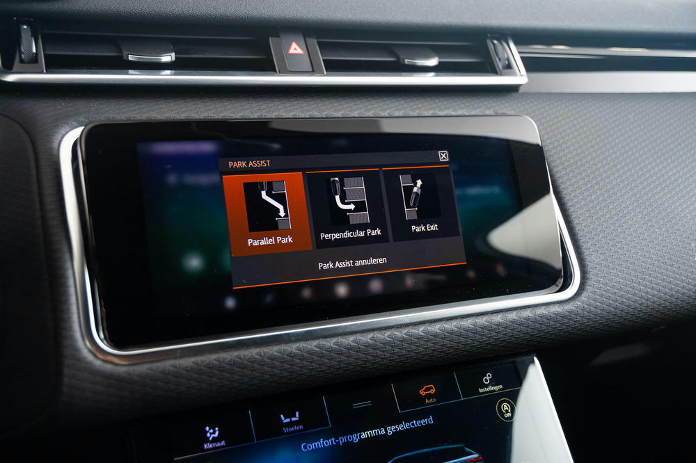 INTR_CAR-10125-CEAFD837-24DD-47D4-8125A0100662AD07