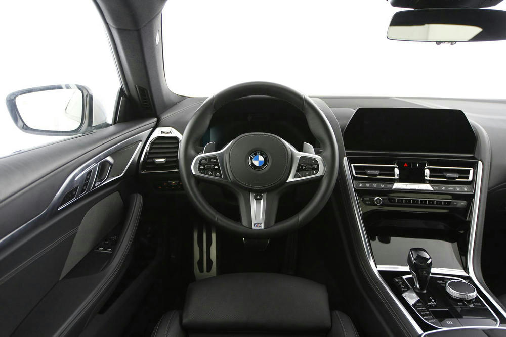 INTR_CAR-12250-831A101A-D738-44FA-836A1784DBBBFBC8