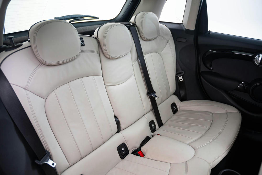 MINI 5 deurs leder Lounge Satellite Grey