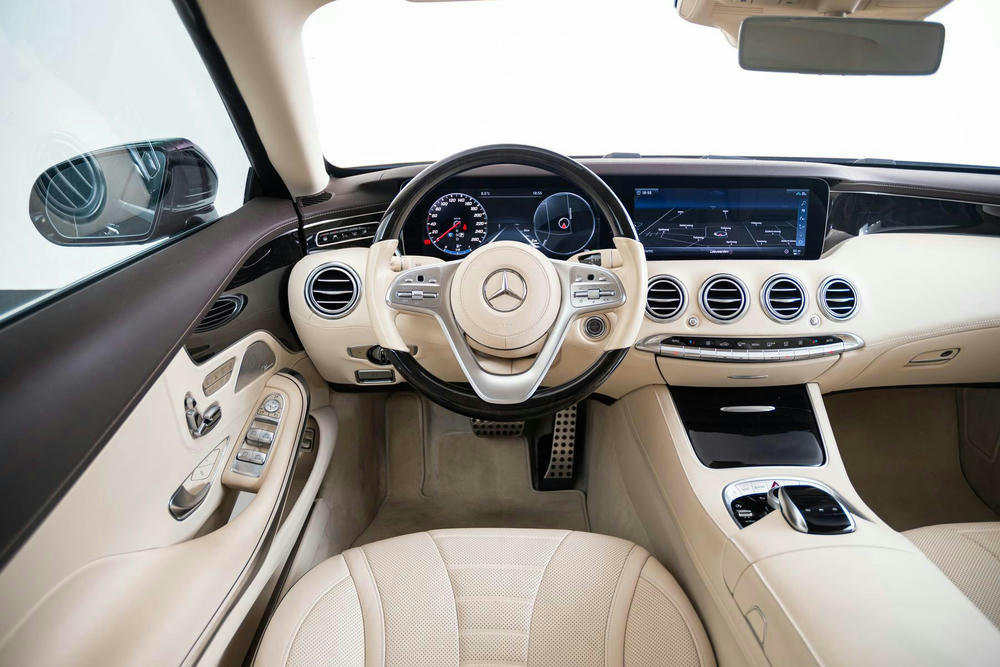 INTR_CAR-19906-A1671C14-E820-40FE-84A4768C2160E2F7