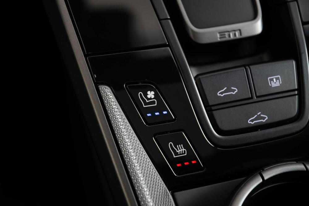 INTR_CAR-20988-009130A9-4C78-4C84-90FAE40F5C0A8945 (1)