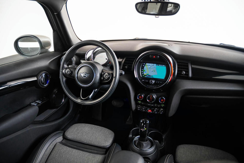 MINI 5 deurs bestuurdersstoel