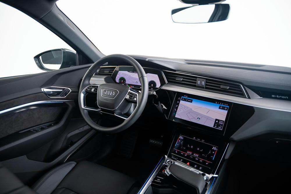 INTR_CAR-23657-A0205522-0ABA-4044-89D3239CC6D10691