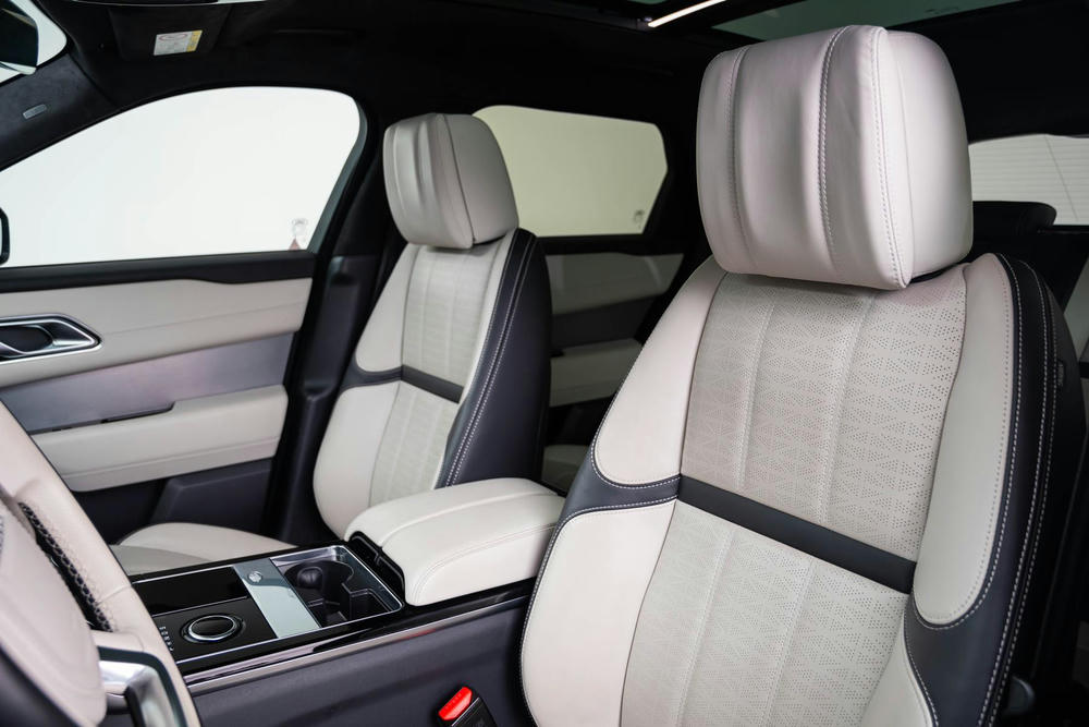 INTR_CAR-9247-25835F3A-FC06-4C41-B1220BCF42287C6D