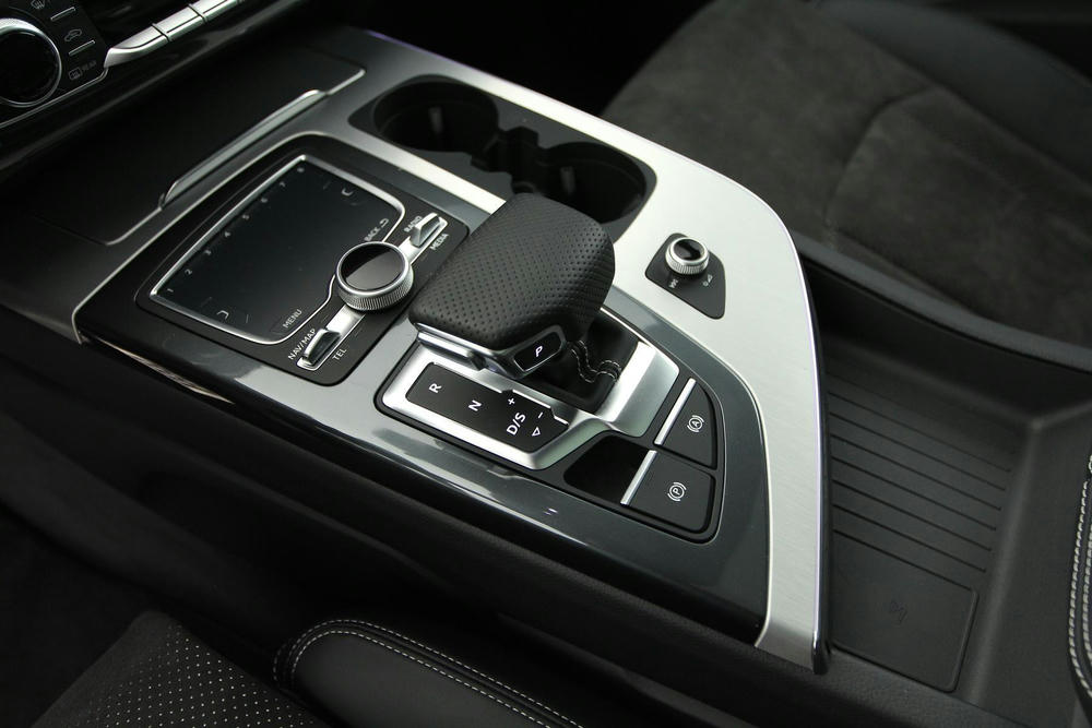 Interieur-bediening-audi-Q7_1.jpeg