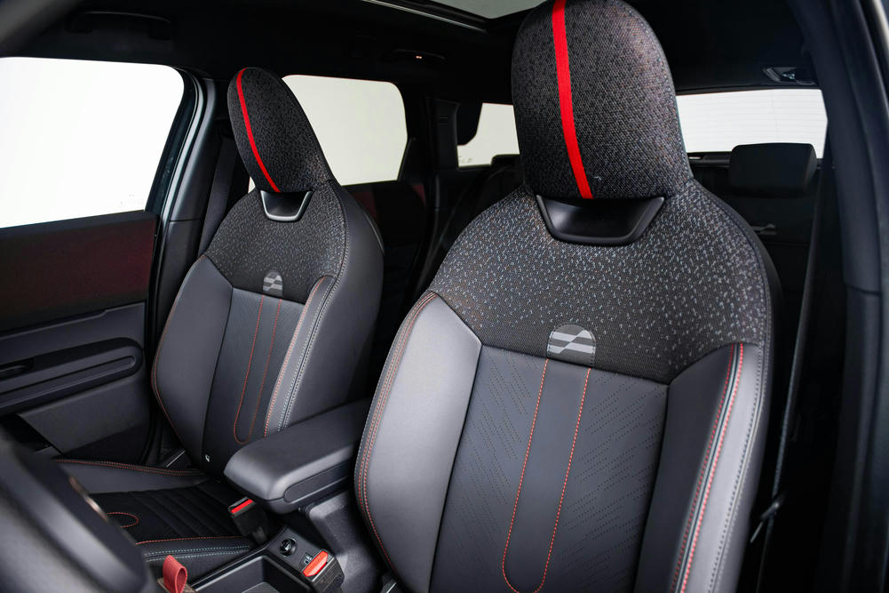 JCW stoel Mini Countryman