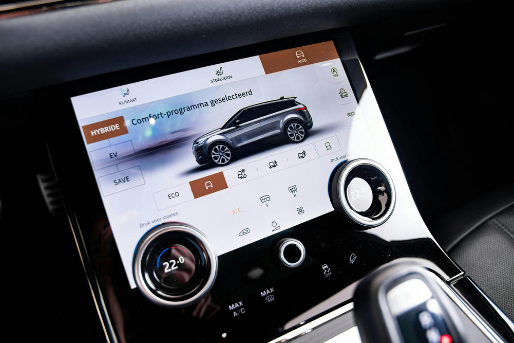 Land Rover - Range Rover Evoque R-Dynamic SE P300e - H227013 - Interieur (13)