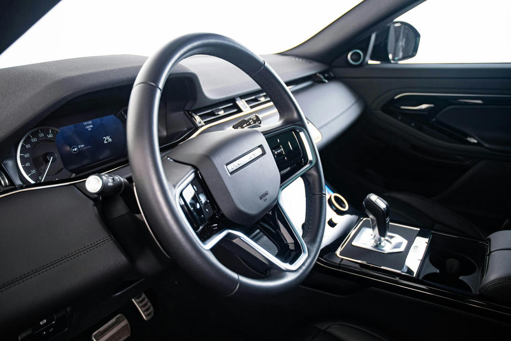 Land Rover - Range Rover Evoque R-Dynamic SE P300e - H227013 - Interieur (9)