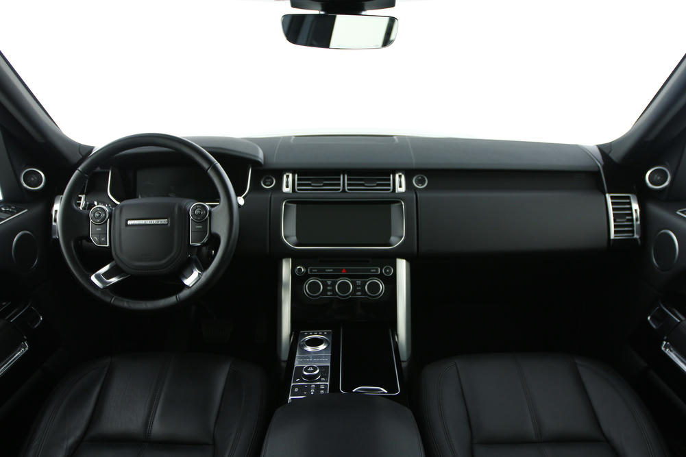 Land Rover - Range Rover Vogue - A321649 - Teaser - Interieur - (1).JPG