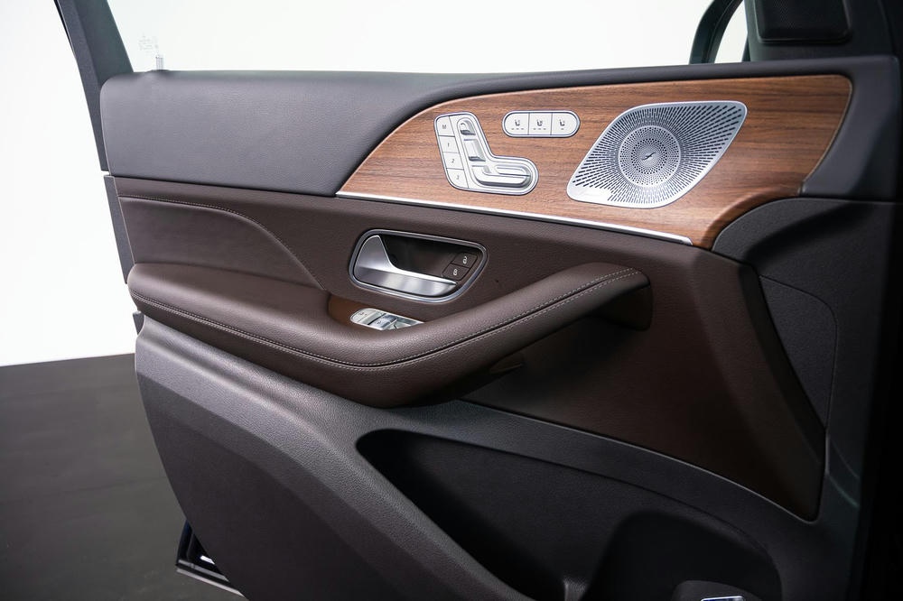 Lederbekleed duur paneel