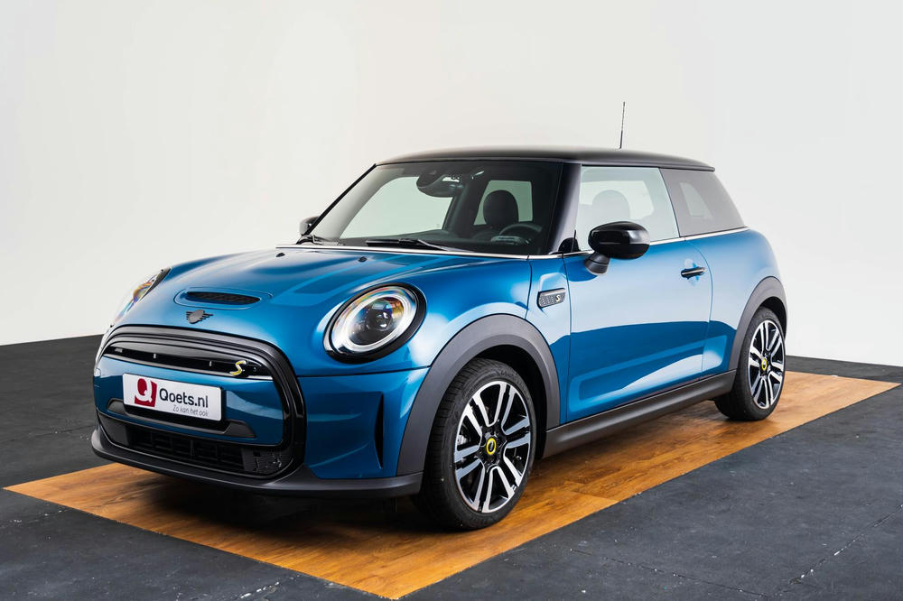 Mini 666 Machine MINI | Qoets.nl - Jong gebruikte premium auto's als nieuw | Qoets