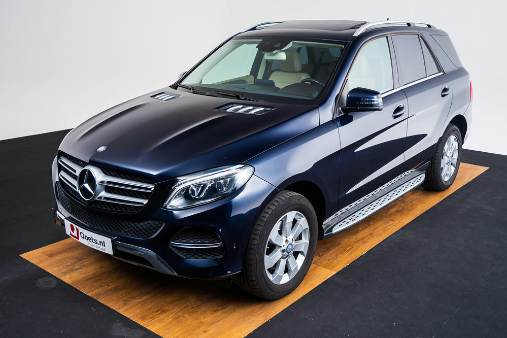 Mercedes - Cavansietblauw (25).jpg