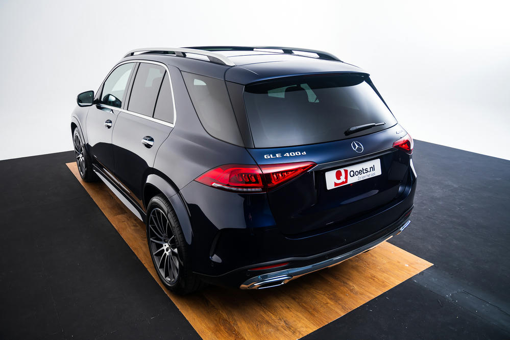 Mercedes - Cavansietblauw (3).jpg