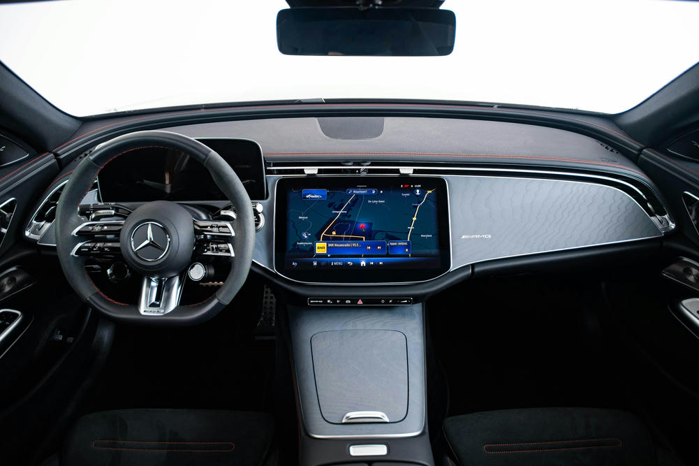 Mercedes - E 53 AMG 4MATIC - A127033 - Interieur (37)