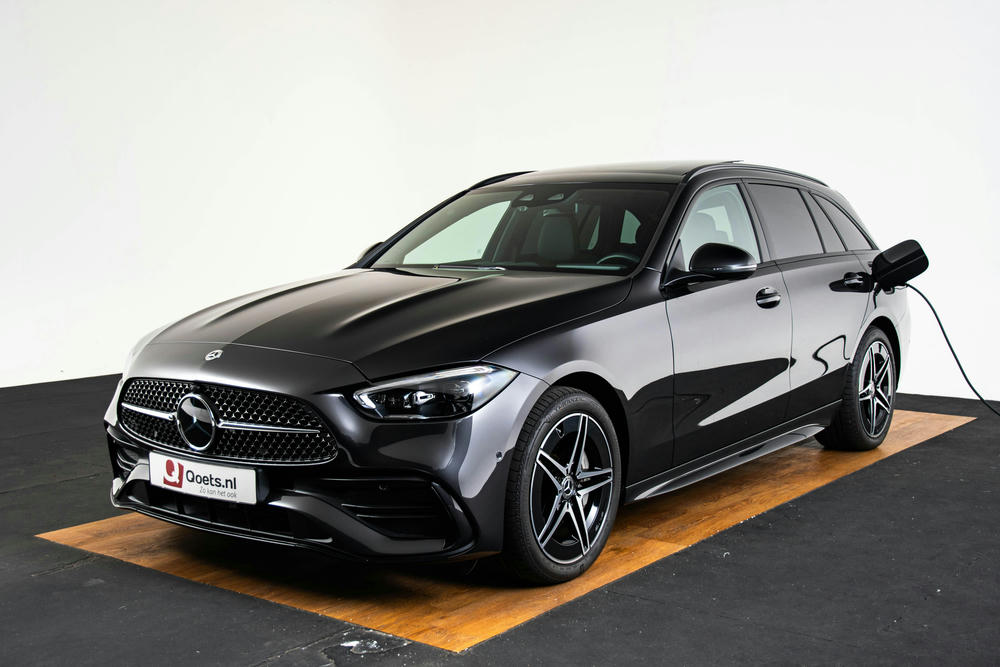 Mercedes C300e estate linksvoor