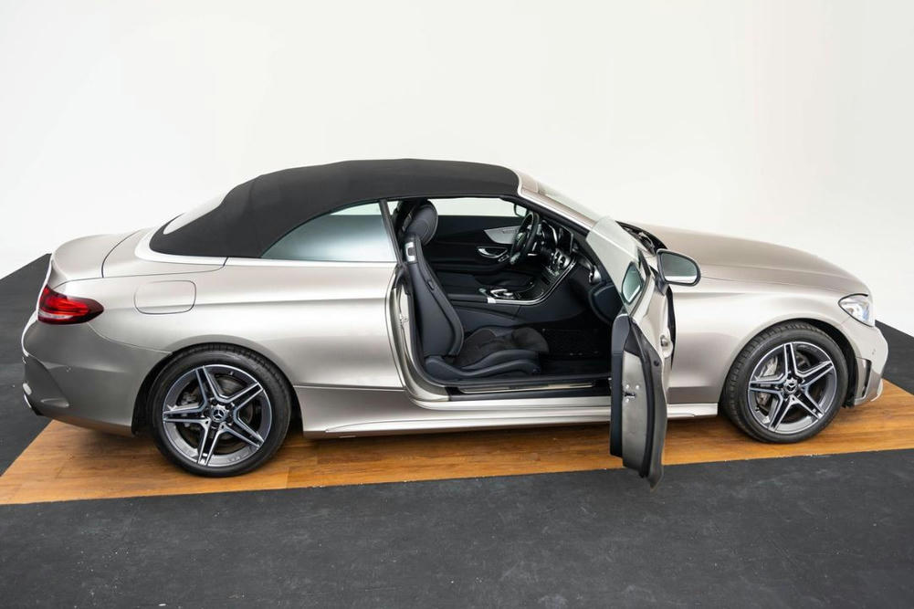 Mercedes Mojave silver metallic (2)