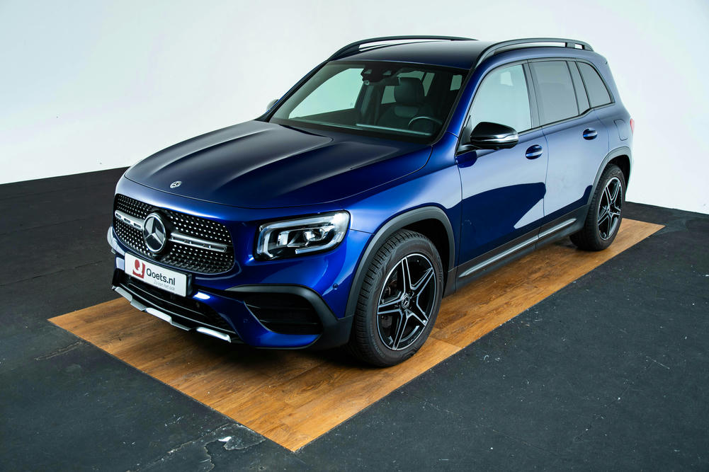 Mercedes galaxy blauw 2