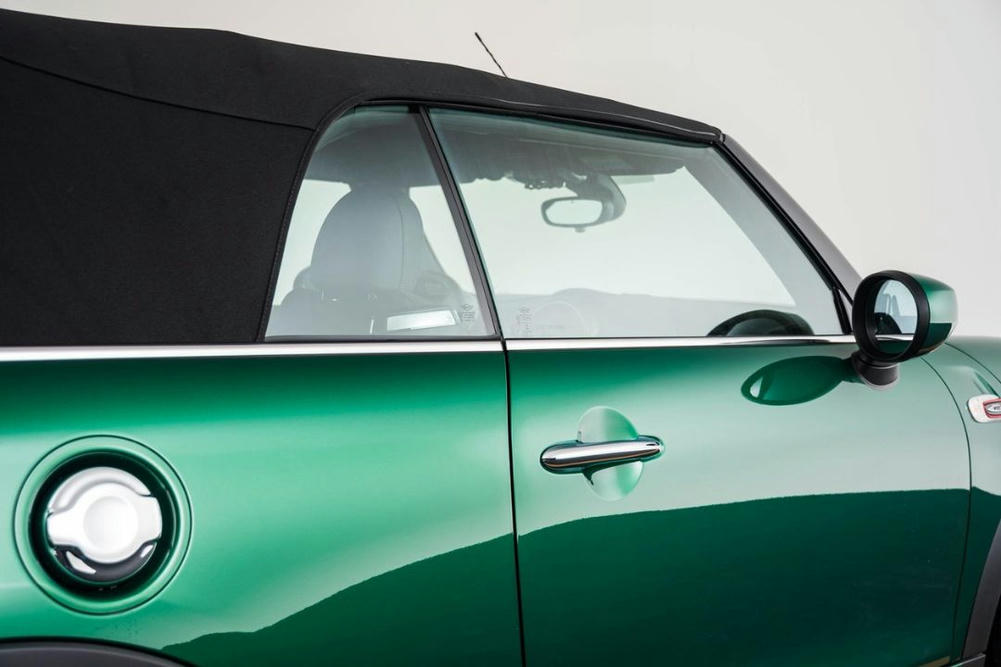 Mini British Racing Green metallic (12)