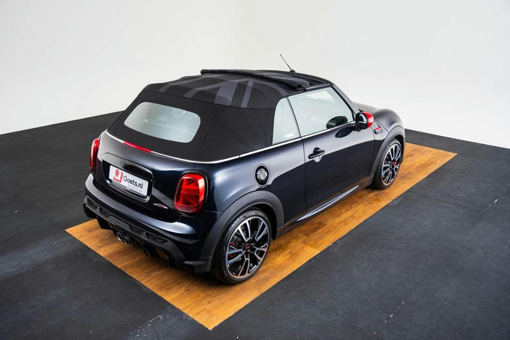 Mini Enigmatic Black metallic (19)