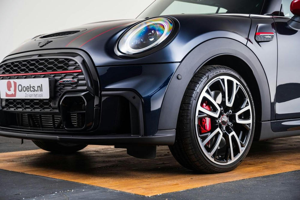 Mini Enigmatic Black metallic (2)