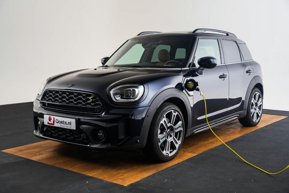 Mini Enigmatic Black metallic (20)
