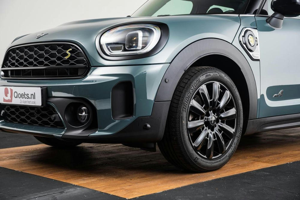 Mini Sage Green metallic (2)