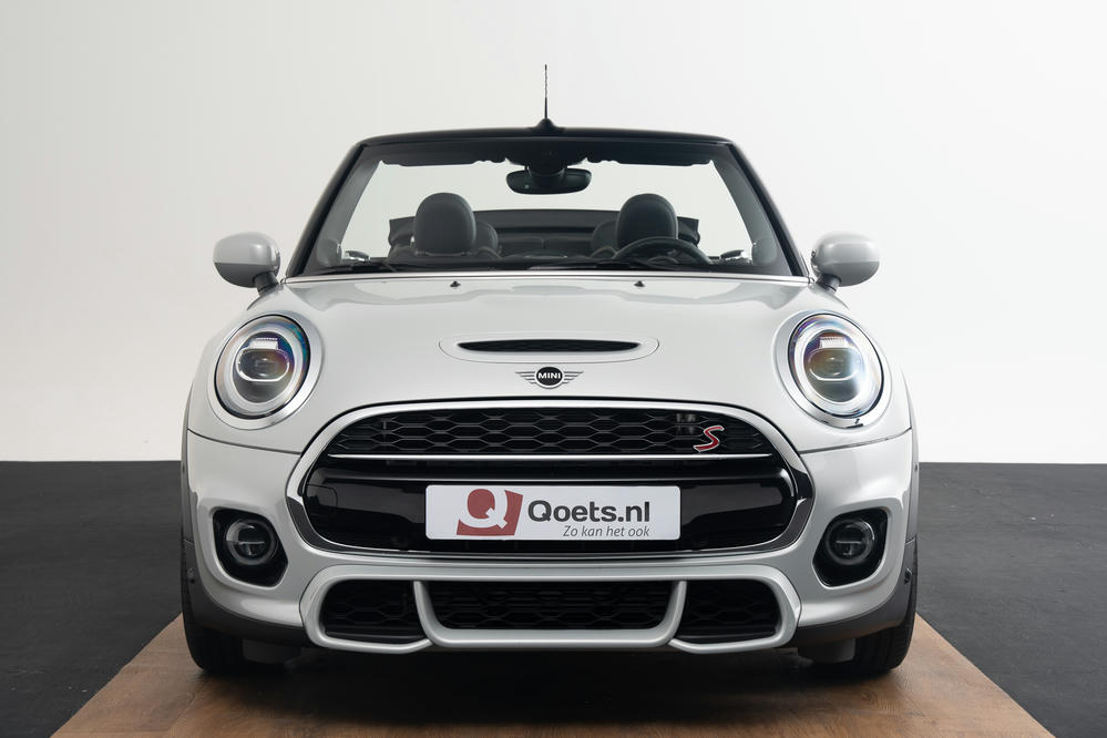 Mini White Silver (1).jpg