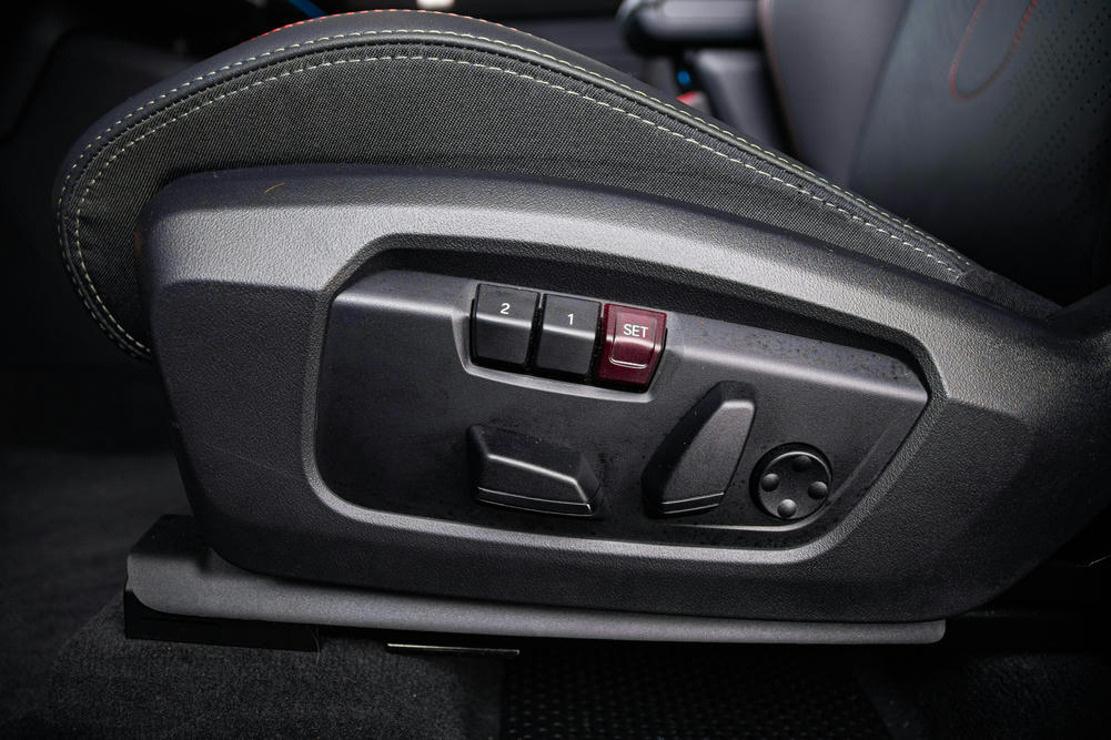 Optioneel de elektrische stoelverstelling