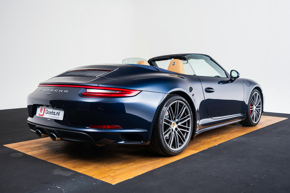 Porsche - 911 Carrera 4S Cabriolet - Nachtblauw (12).jpg