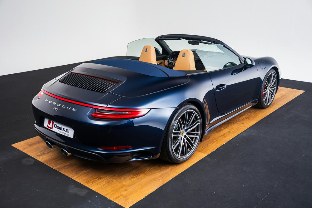 Porsche - 911 Carrera 4S Cabriolet - Nachtblauw (12).jpg