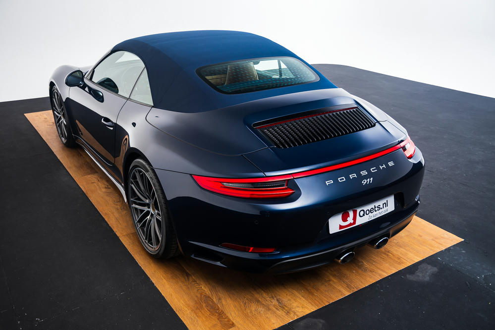 Porsche - 911 Carrera 4S Cabriolet - Nachtblauw (5).jpg