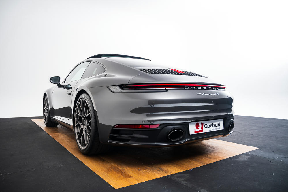 Porsche 911 Agaatgrijs (6).jpg