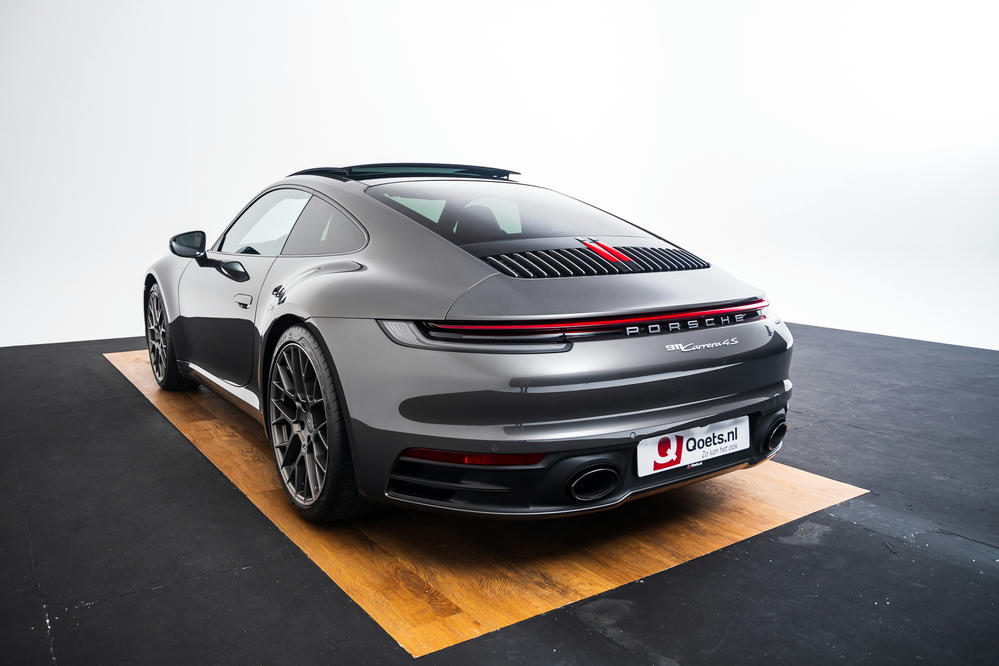 Porsche 911 Agaatgrijs (8).jpg