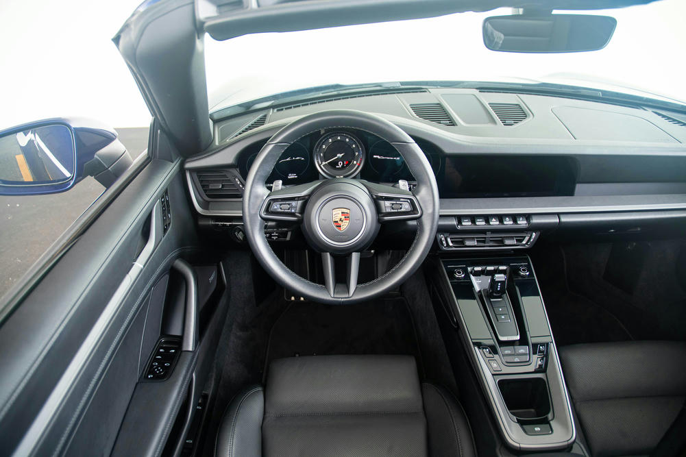 Porsche 911 interieur 992