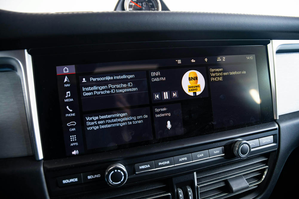 Porsche Macan Facelift infotainment