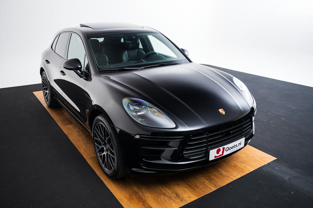 Porsche Tiefschwarz (12).jpg